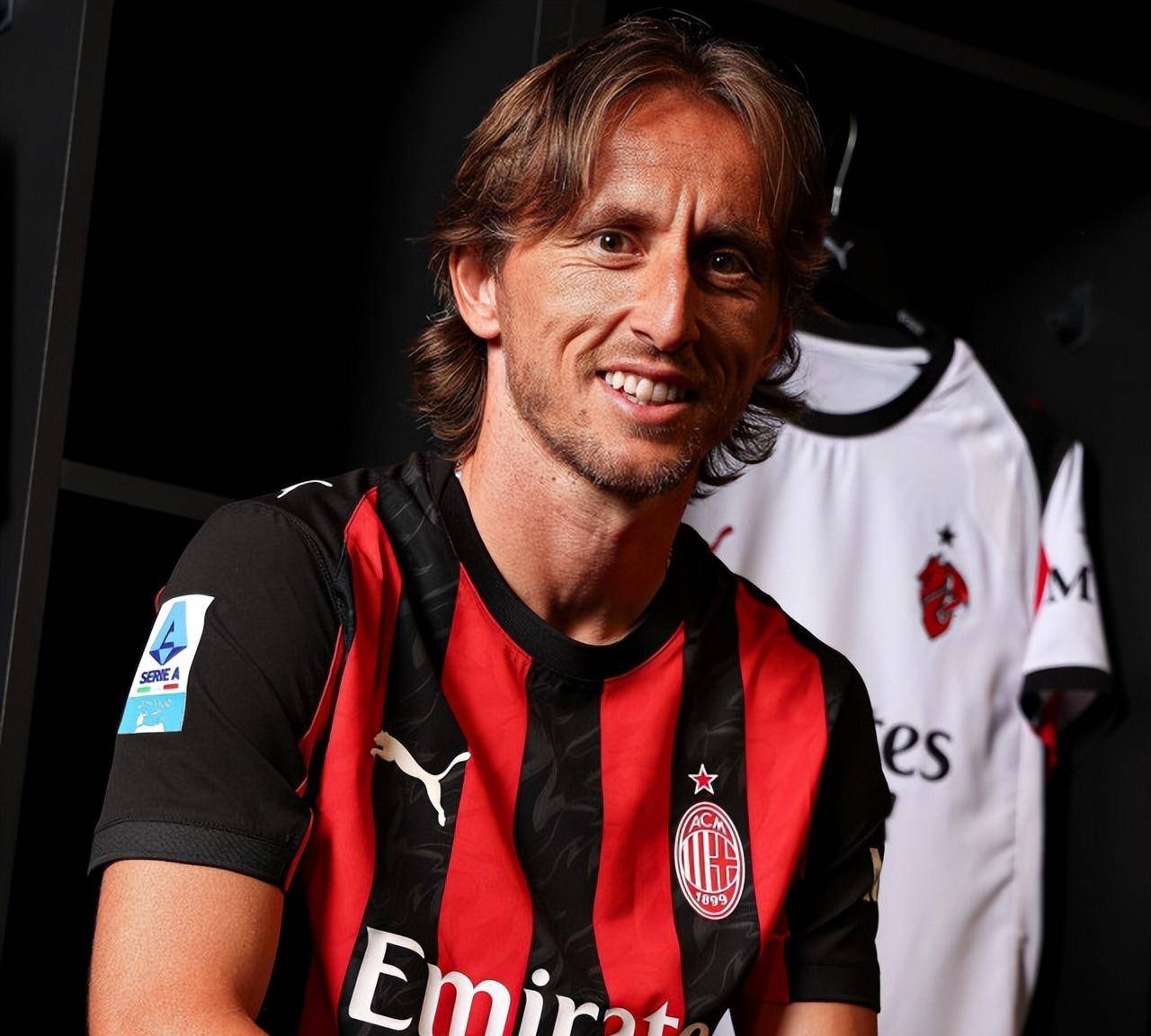 亚冠精英联赛：上海海港止步16强