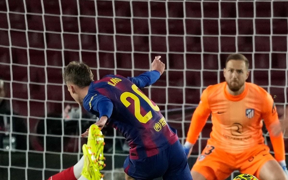 亚历山大轰37分救主，雷霆122-95大胜开拓者，杨瀚森8分难阻败局