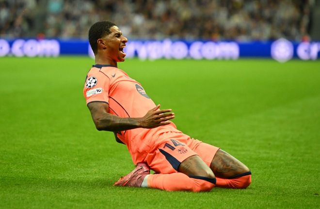 NBA：雄鹿再取关键胜利 字母哥率队登榜首