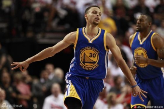 五佳球出炉！ 威尼修斯低射远角破门，丹朱马长途奔袭！